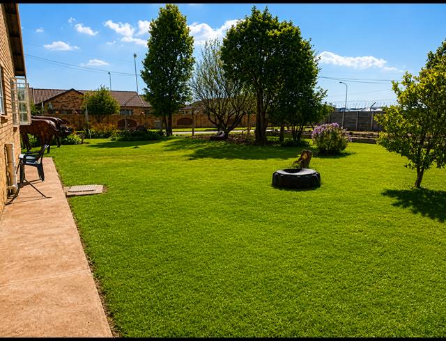 4 BEDROOM HOUSE FOR SALE IN RIVERSDALE